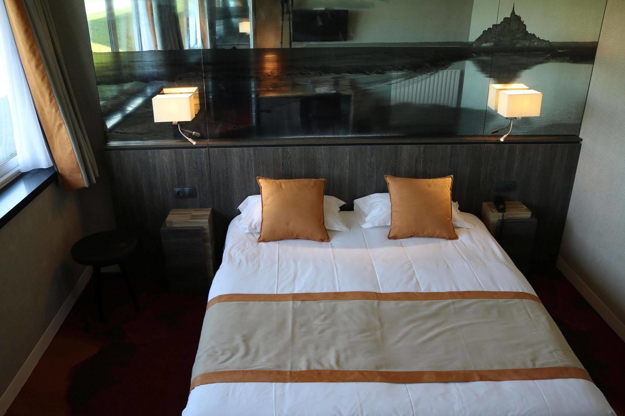 Hotel De La Digue Mont-Saint-Michel Luaran gambar