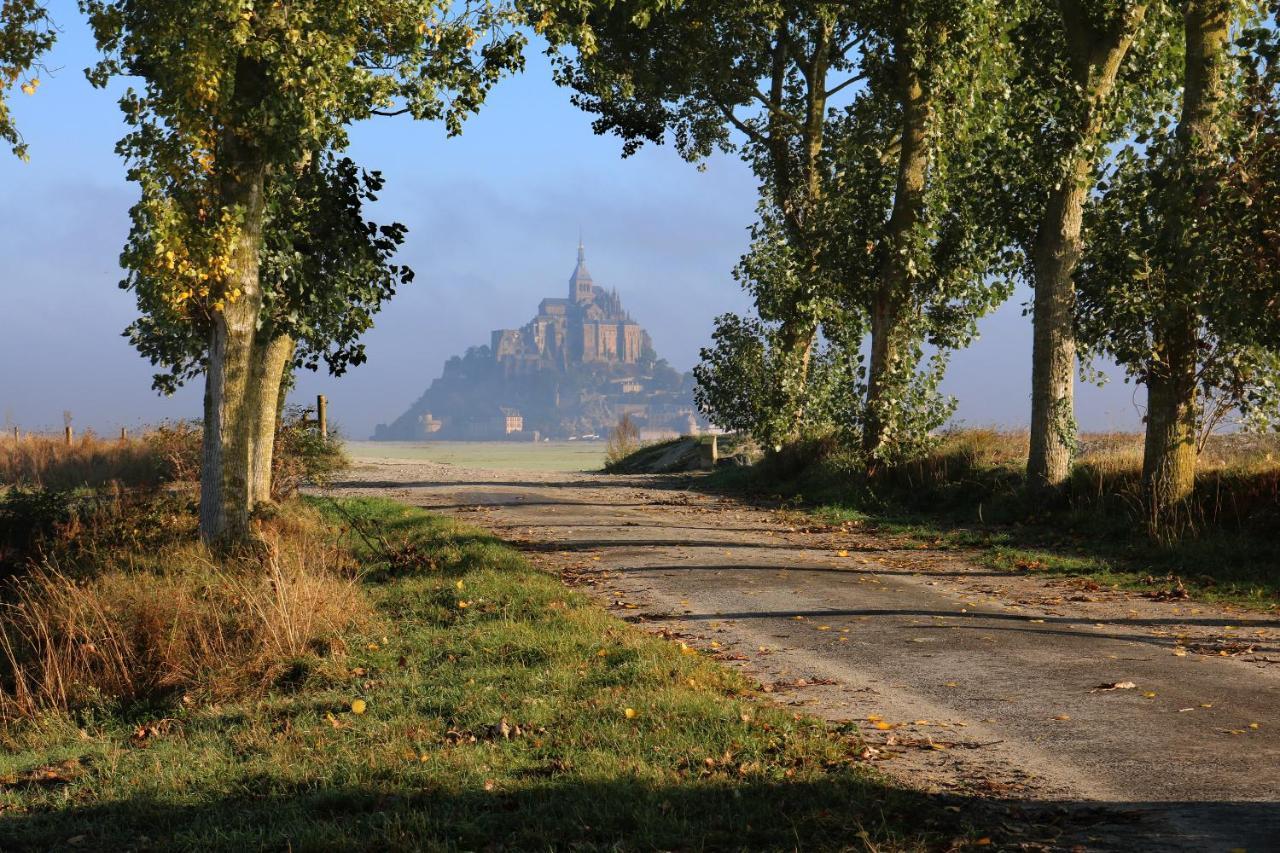 Hotel De La Digue Mont-Saint-Michel Luaran gambar